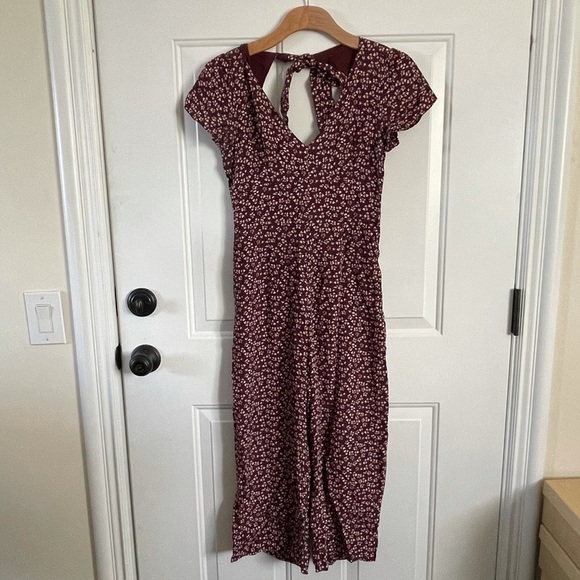 Abercrombie and Fitch Floral Jumpsuit - Picture 3 of 7